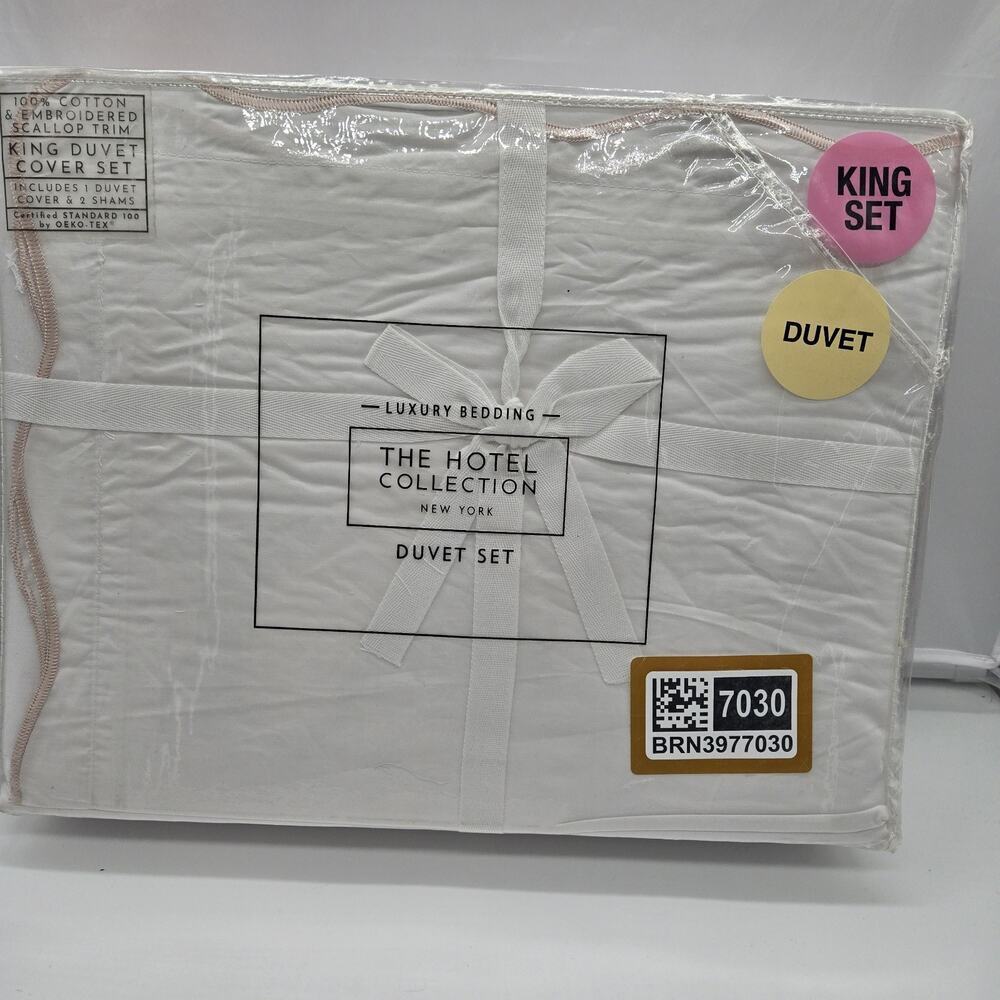 Hotel Collection Duvet Set KING White Embroidered Scalloped Trim Cotton CRISP WH - Picture 3 of 5